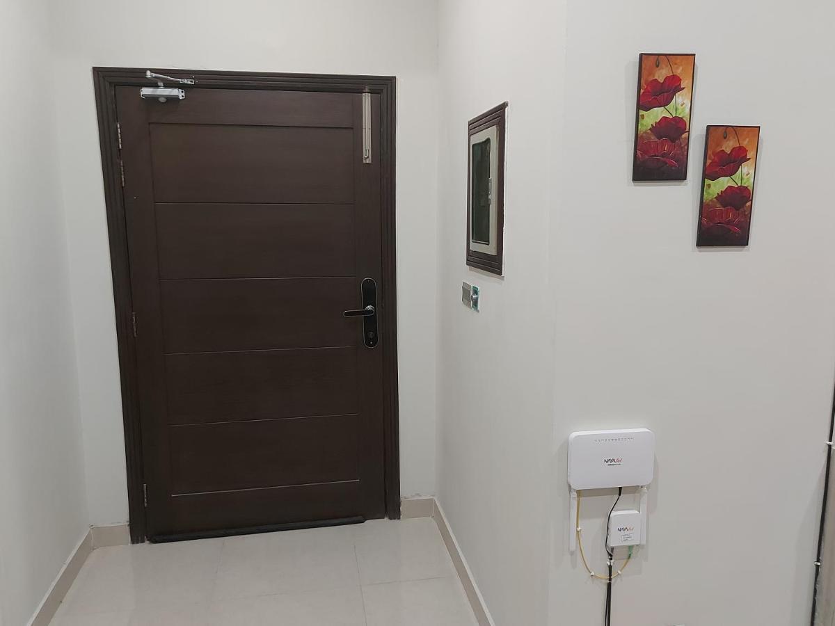 The River View Apartment Rawalpindi Luaran gambar