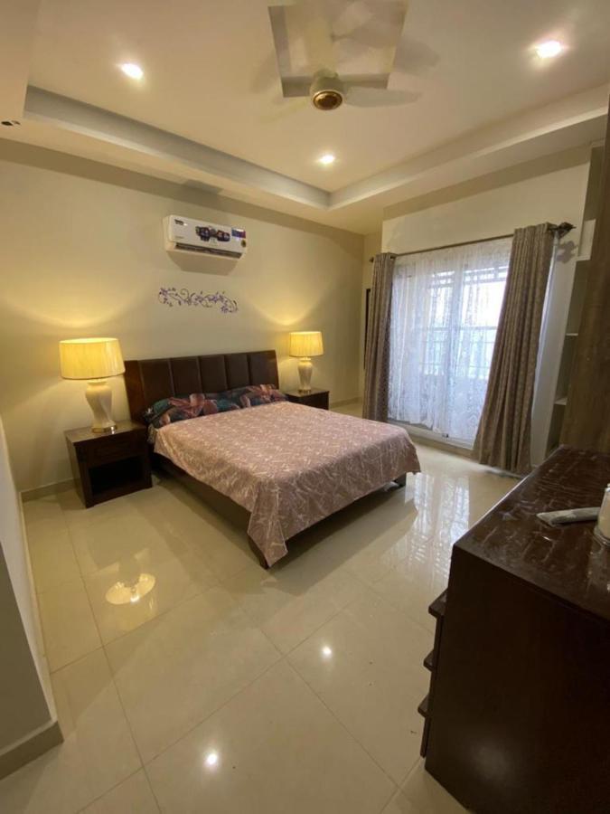 The River View Apartment Rawalpindi Luaran gambar